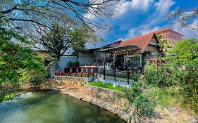โรงแรมริมธาร ปากช่อง